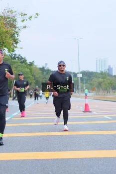 Runner Photo 5666568