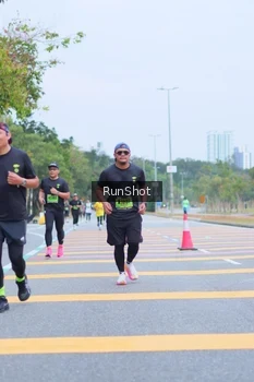 Runner Photo 5666578