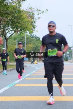 Runner Photo 5666591