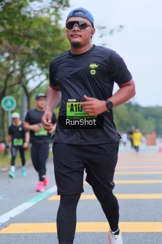 Runner Photo 5666596