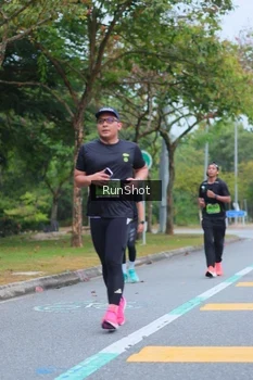 Runner Photo 5666607
