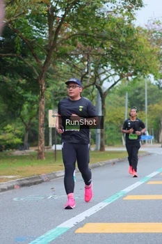 Runner Photo 5666609
