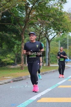 Runner Photo 5666610