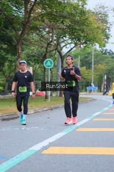 Runner Photo 5666620