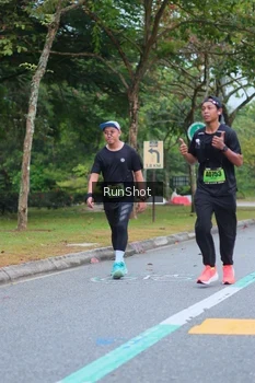 Runner Photo 5666631