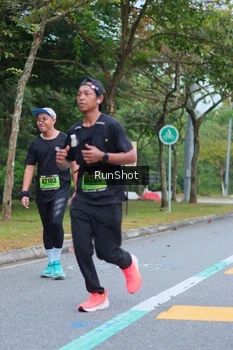 Runner Photo 5666645