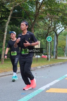 Runner Photo 5666658