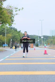 Runner Photo 5666699