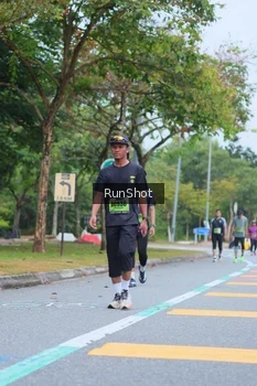 Runner Photo 5666705