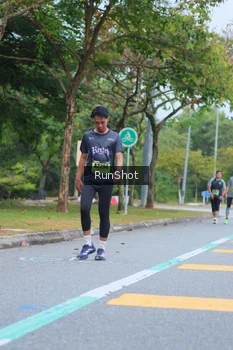 Runner Photo 5666722