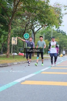 Runner Photo 5666731