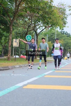 Runner Photo 5666734