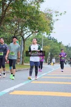 Runner Photo 5666742