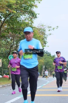 Runner Photo 5666777