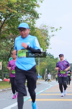 Runner Photo 5666778