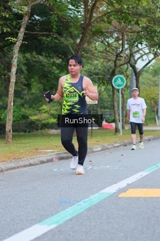 Runner Photo 5666811