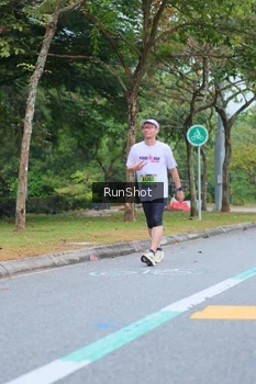 Runner Photo 5666824
