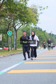 Runner Photo 5666837