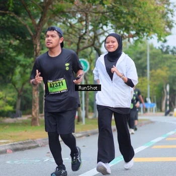 Runner Photo 5666858