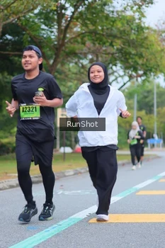 Runner Photo 5666868