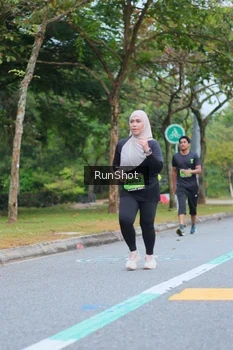 Runner Photo 5666877
