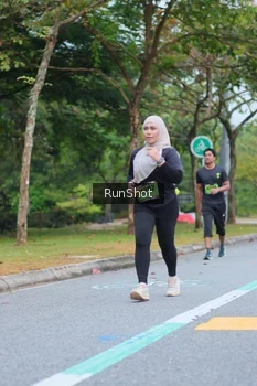 Runner Photo 5666878