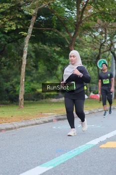 Runner Photo 5666880