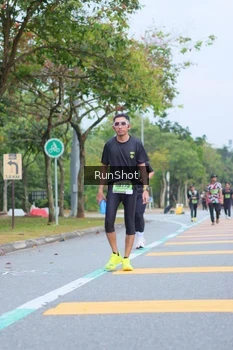 Runner Photo 5666901