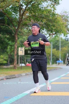 Runner Photo 5666921