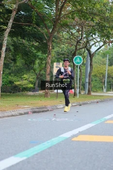 Runner Photo 5666945