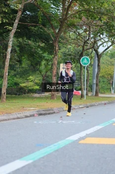 Runner Photo 5666946
