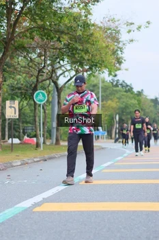 Runner Photo 5666964