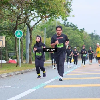 Runner Photo 5666982
