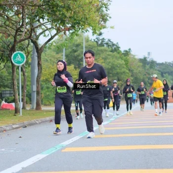 Runner Photo 5666983