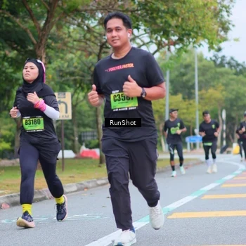 Runner Photo 5667002