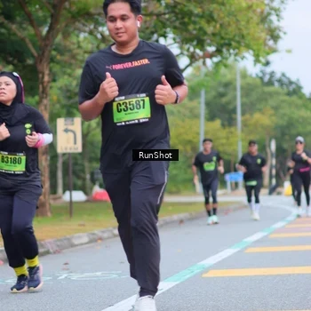 Runner Photo 5667015