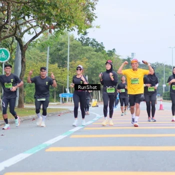 Runner Photo 5667017