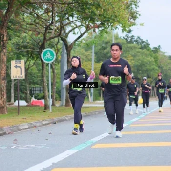 Runner Photo 5667022