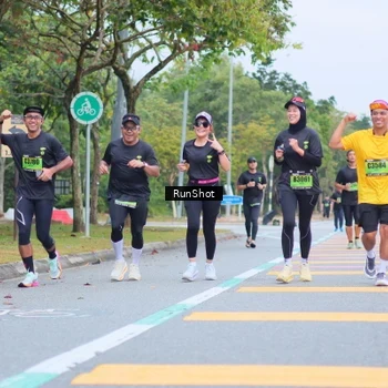 Runner Photo 5667044