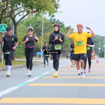 Runner Photo 5667050
