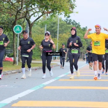 Runner Photo 5667051