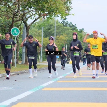 Runner Photo 5667053