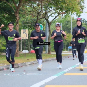 Runner Photo 5667068