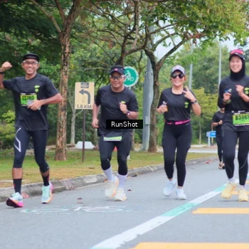 Runner Photo 5667075