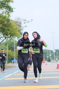 Runner Photo 5667106