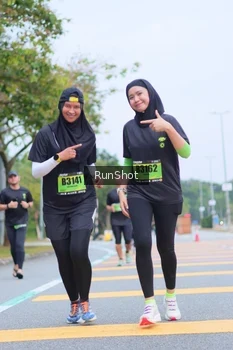Runner Photo 5667112