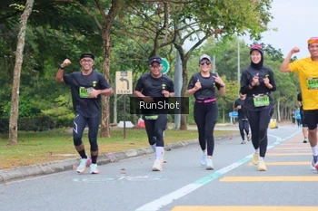 Runner Photo 5667119