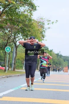 Runner Photo 5667141
