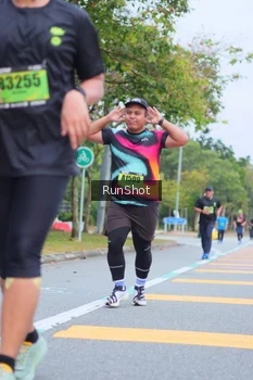 Runner Photo 5667144