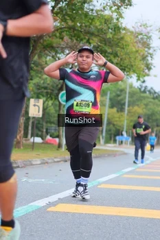 Runner Photo 5667153